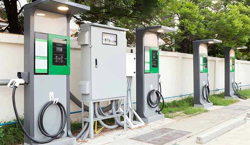 Şarj istasyonu ekranının yenilik ve gelişim trendi