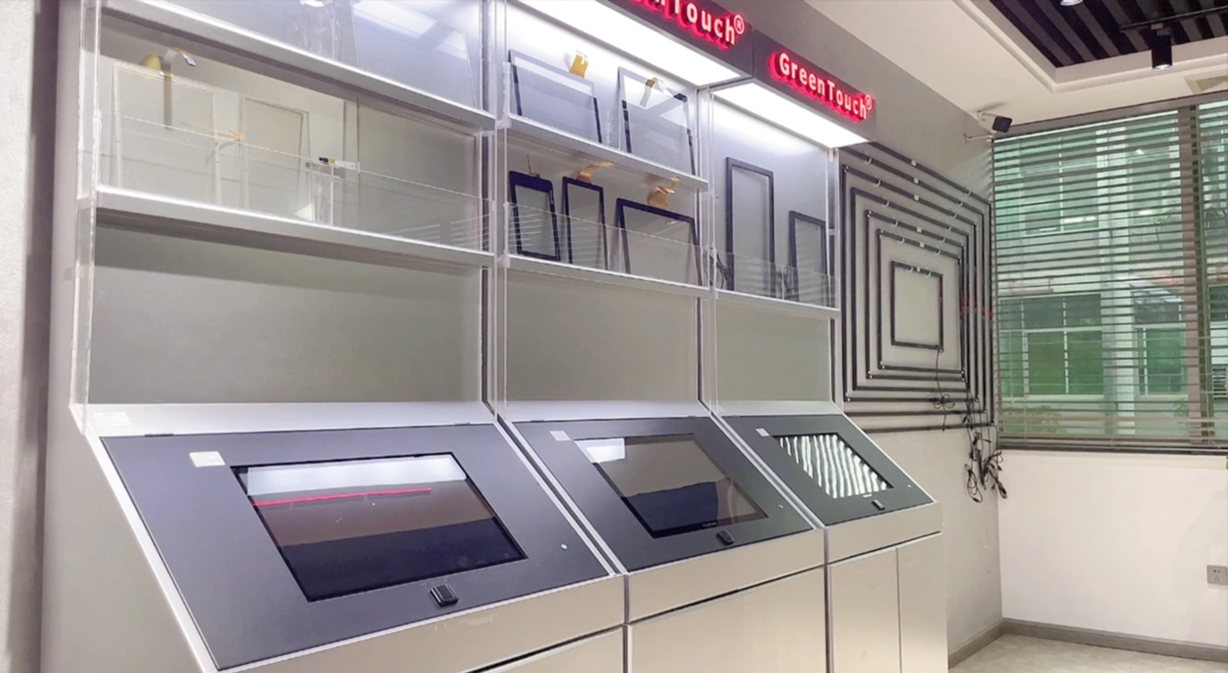 Dokunmatik Ekranlı Sergi Salonu